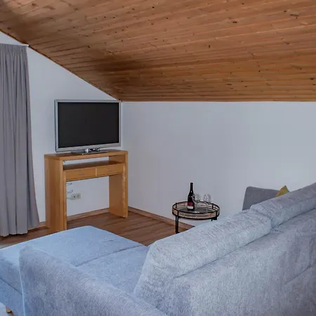 Lägenhet Gaestehaus Kayetan