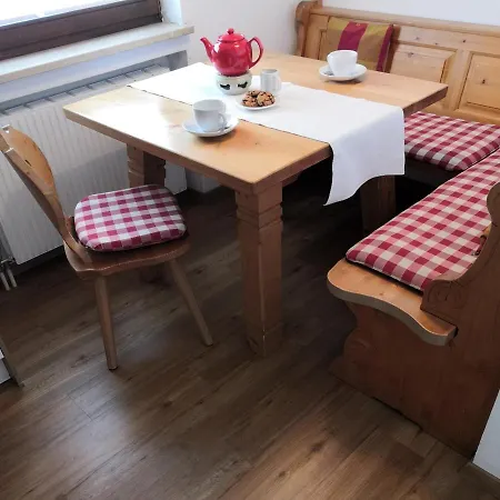 Lägenhet Gaestehaus Kayetan